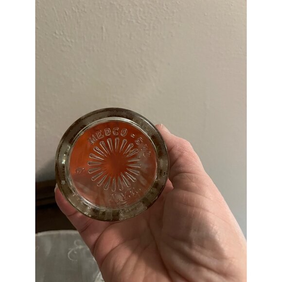 Vintage Medco 57C NYC Sugar Dispenser Plastic Top, some cracks - Picture 6 of 8